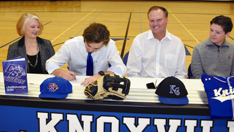Richey becomes first Knight to ink athletic scholarship
