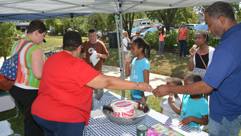 Residents get ‘Neighborhood Scoop’ at Tank Strickland Park