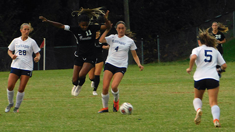 Lady Bulldogs outlast Farragut 3-1