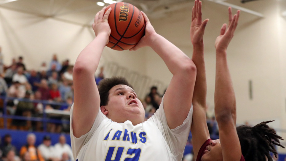 Karns hangs on in wild OT win over Oak Ridge in Region 2-4A semi, 78-72