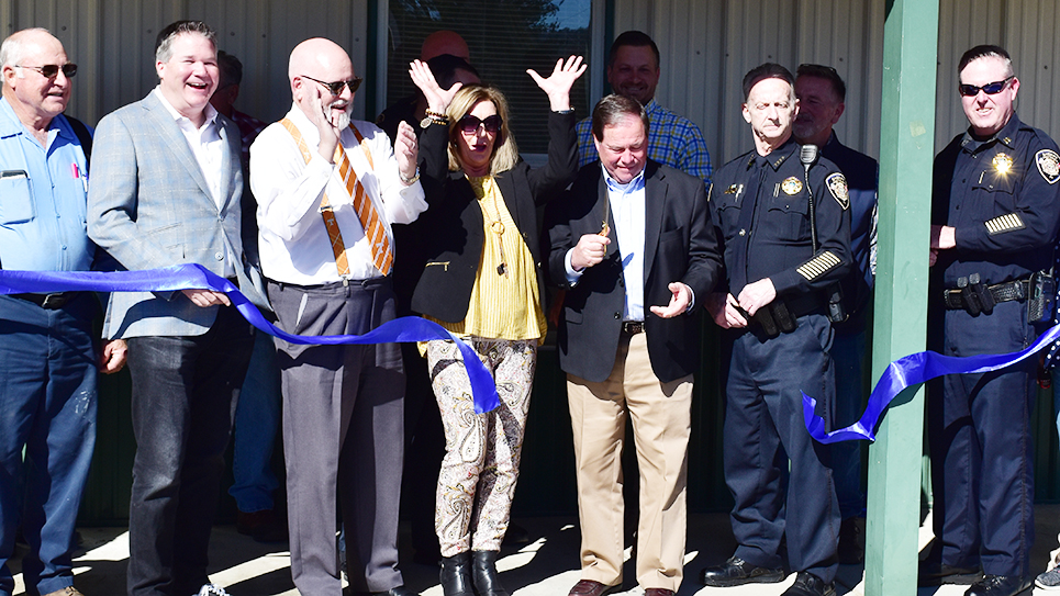 Corryton Community Club Unveils New KCSO Satellite Location